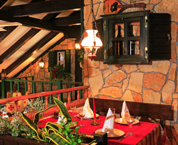 Tavern Bracera, Dugi Rat, Croatia  - Tastefully decorated inner space